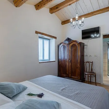 Hébergement de vacances Jas